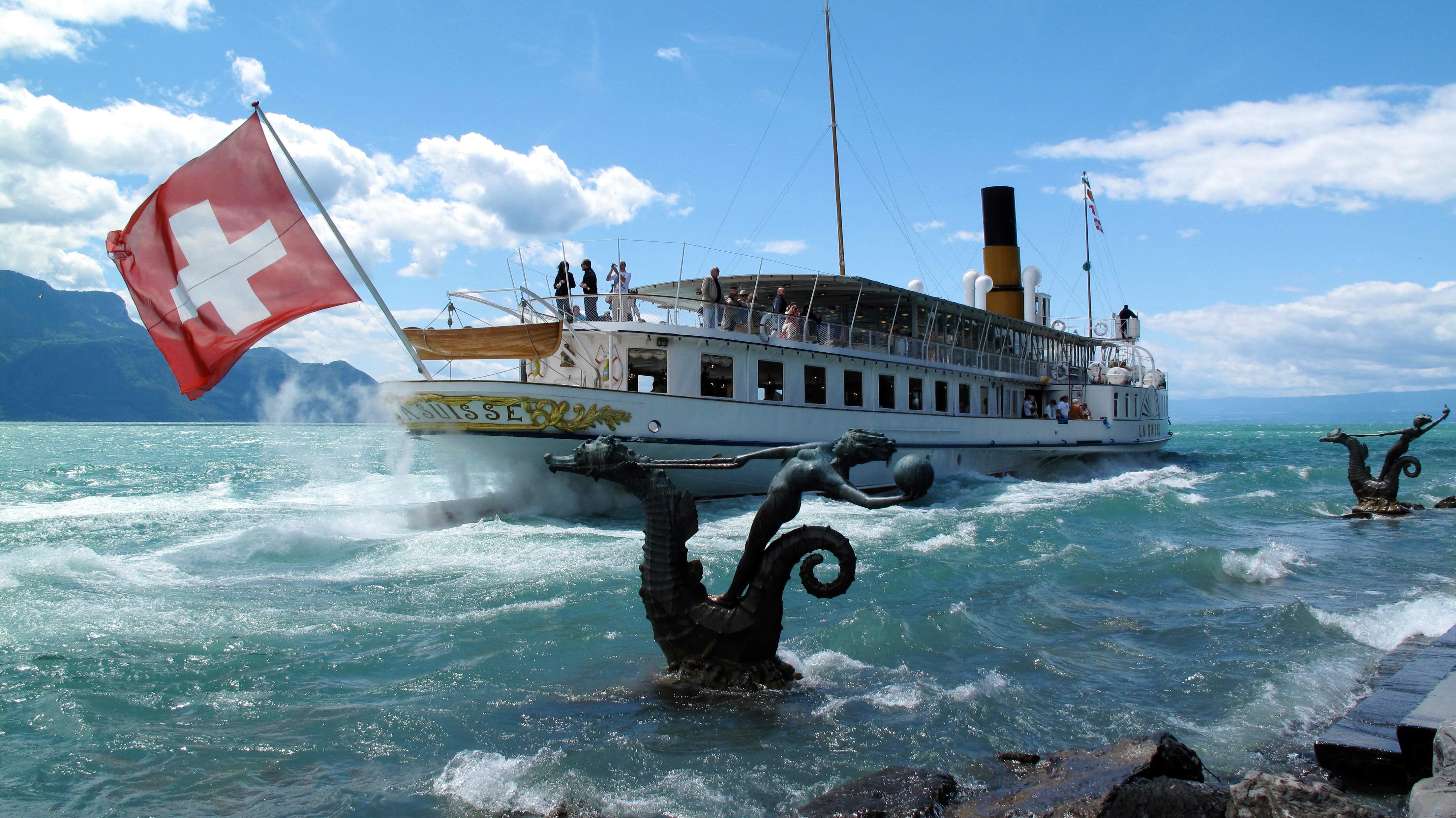 https://radiochablais.ch/images/2026/07/12/Bateau La Suisse 1.jpeg